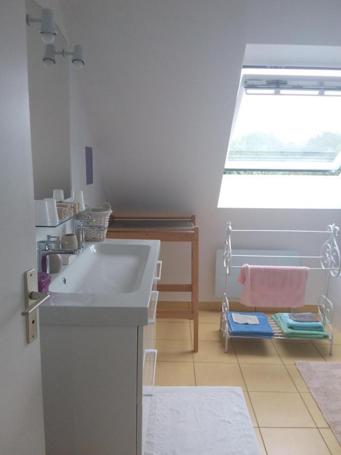 Tikleuziou Bed & Breakfast Lanildut Bagian luar foto